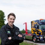 Scania YETD 2010-winnaar krijgt truck