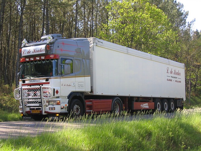 L. de Kraker Transport