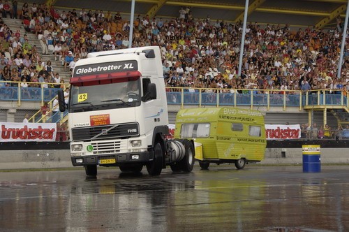 Trekker caravan race