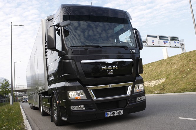 MAN TGX V8