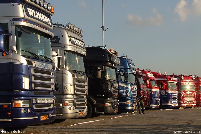 Showtrucks paddock