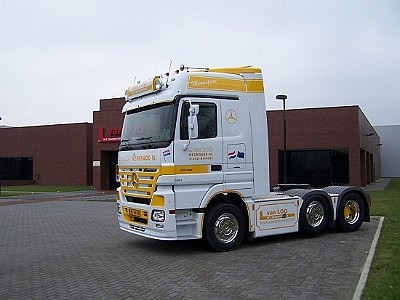 L. van Loo Transport