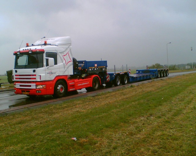 Bedrijfswagenspuiterij van Pijkeren en Nooteboom Wijchen