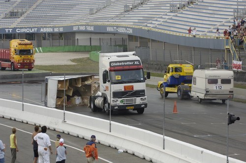 Trekker caravan race