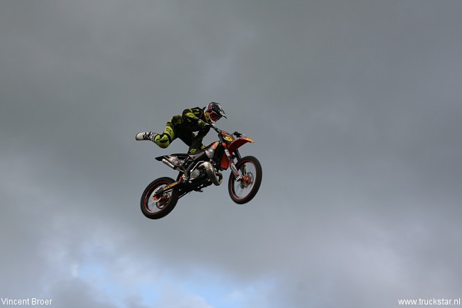 Motor Stunt