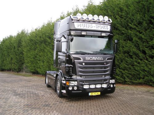 Scania R730