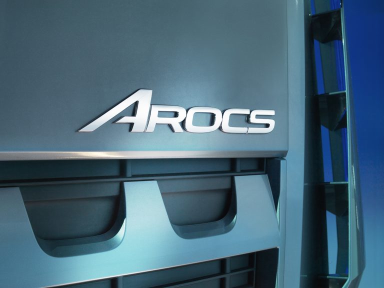 De nieuwe Mercedes bouwtruck heet Arocs