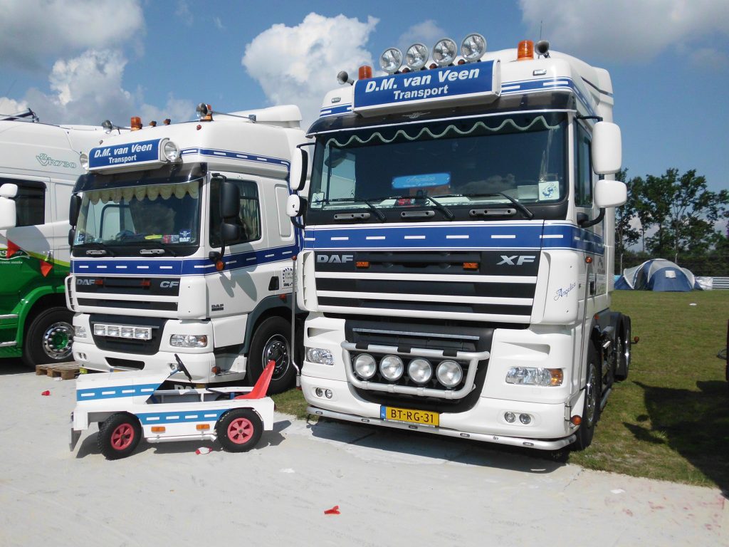 D.M. van Veen Transport