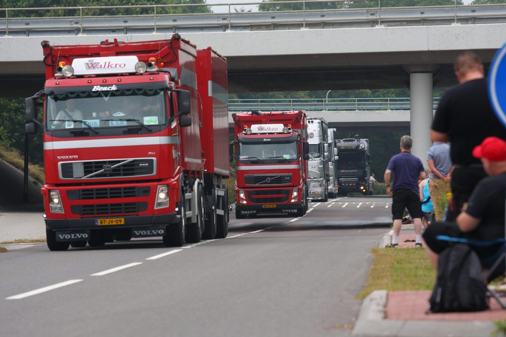 Truckstar Festival 2013 binnenrijden