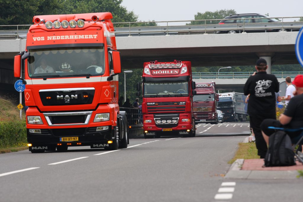 Truckstar Festival 2013 binnenrijden