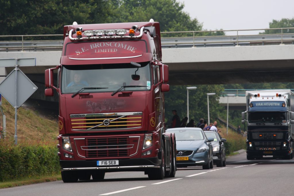 Truckstar Festival 2013 binnenrijden