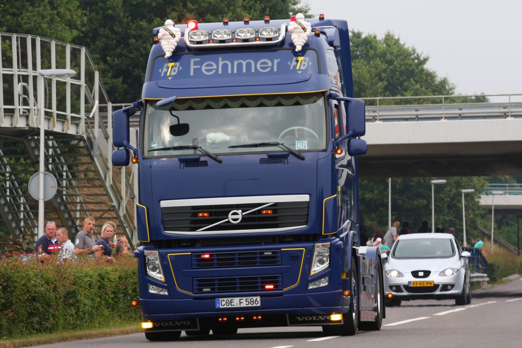 Truckstar Festival 2013 binnenrijden