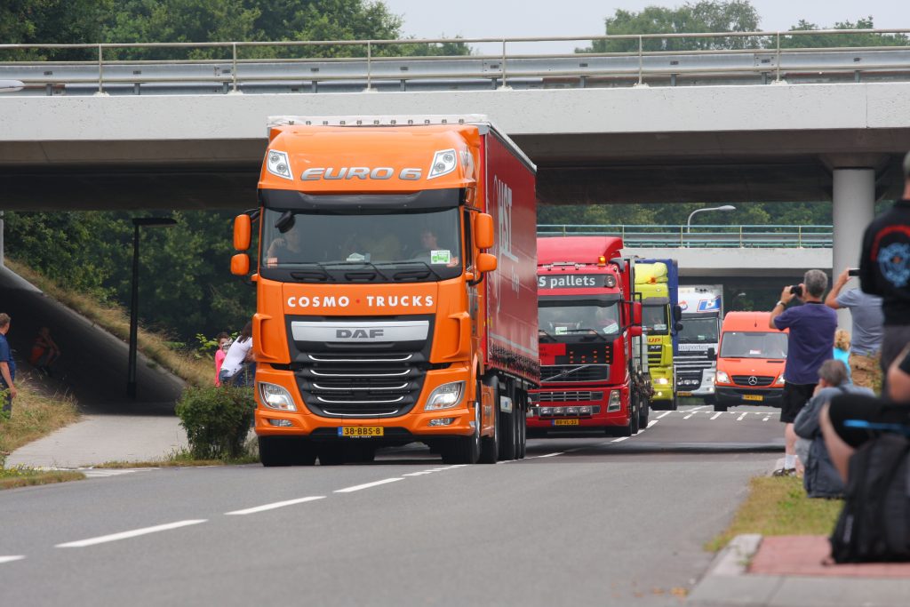 Truckstar Festival 2013 binnenrijden