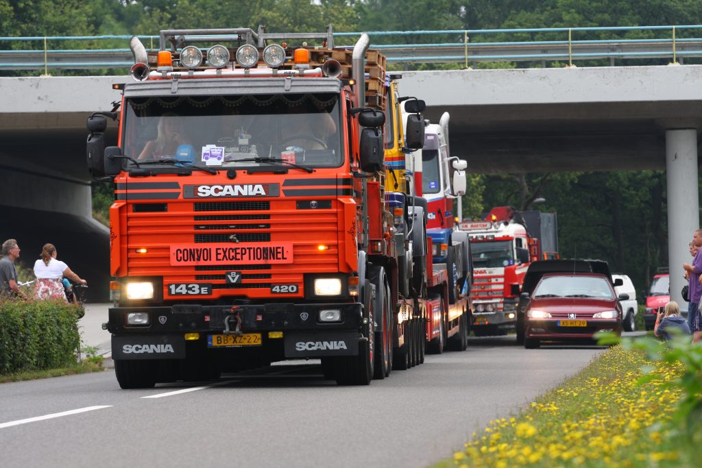 Truckstar Festival 2013 binnenrijden