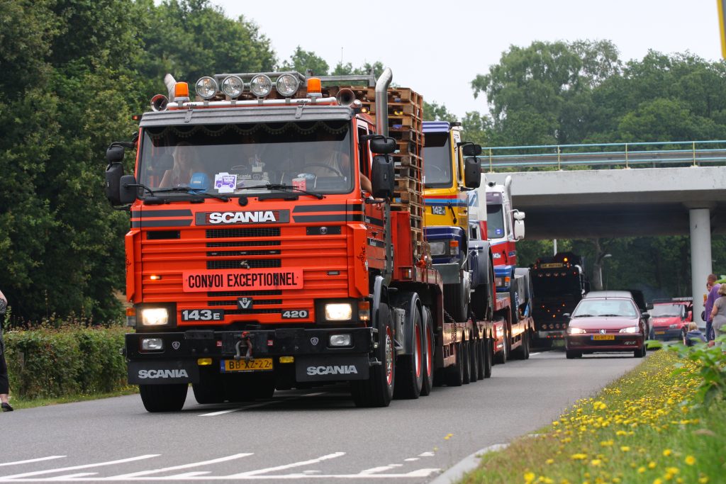 Truckstar Festival 2013 binnenrijden