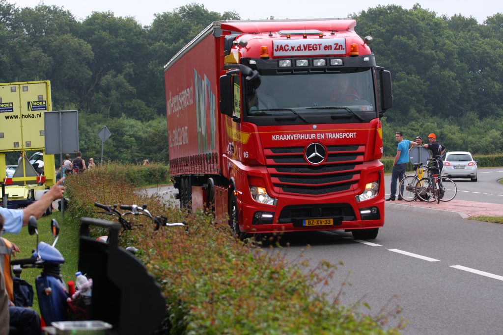 Truckstar Festival 2013 binnenrijden