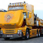 Ontlading bij Special Paint en Showtrucks