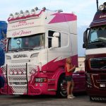 Ontlading bij Special Paint en Showtrucks