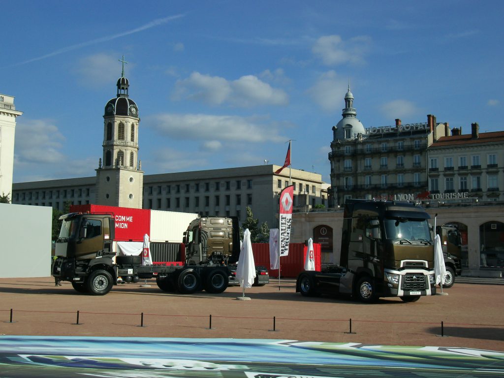 Renaultoloog bezoekt Truck de Ouf! in Lyon