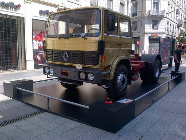 Renaultoloog bezoekt Truck de Ouf! in Lyon