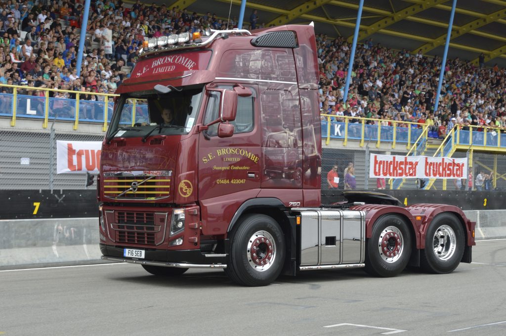 Showtrucks special paint festival 2013