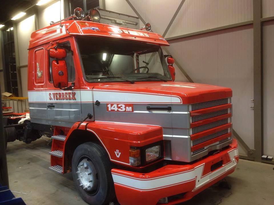 verbouwing van scania t143 … was eerst de kikkermobiel