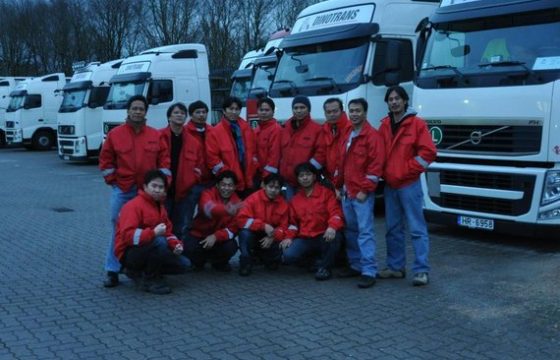 Dinotrans-chauffeurs in staking