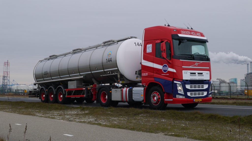 Volvo FH Dekker