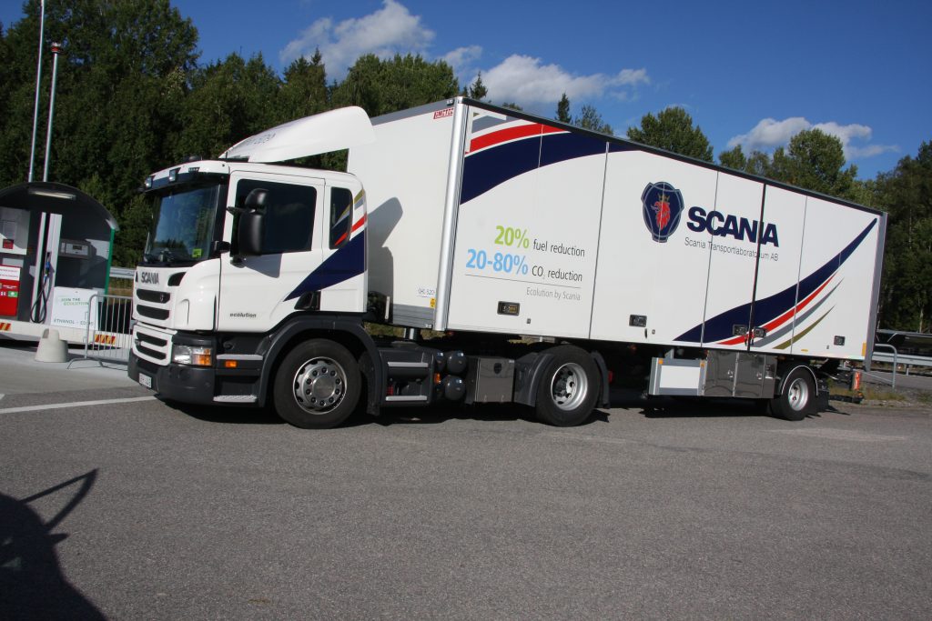 Scania’s op testbaan Zweden