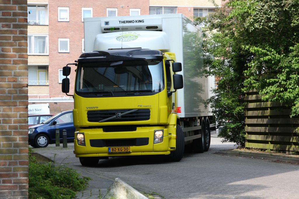 Volvo FE Hybrid Vlug Vomar