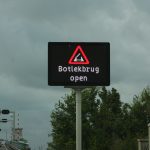 Botlekbrug bereikt hoogste punt