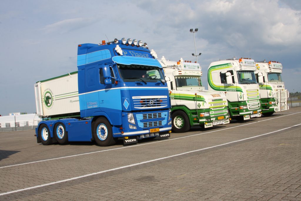 Truckstar Festival 2014 binnenrijden