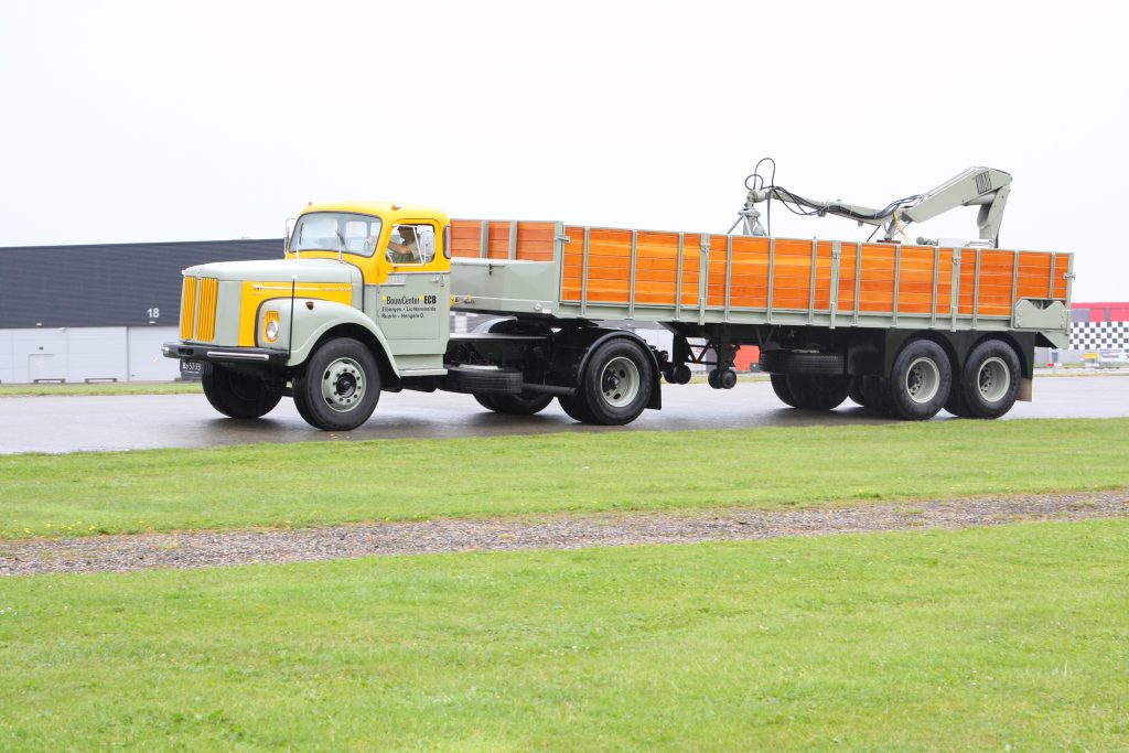 Truckstar Festival 2014 binnenrijden