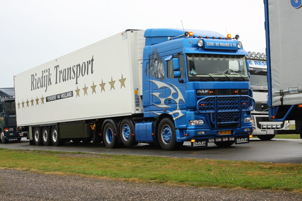 Truckstar Festival 2014 binnenrijden