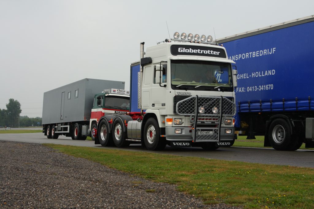 Truckstar Festival 2014 binnenrijden