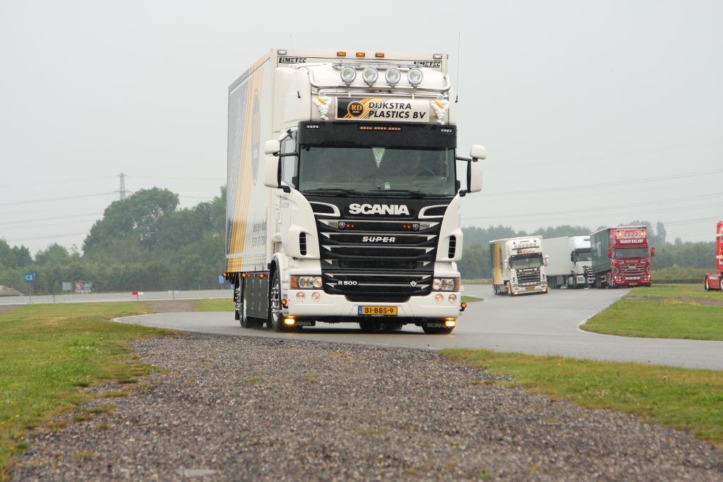 Truckstar Festival 2014 binnenrijden