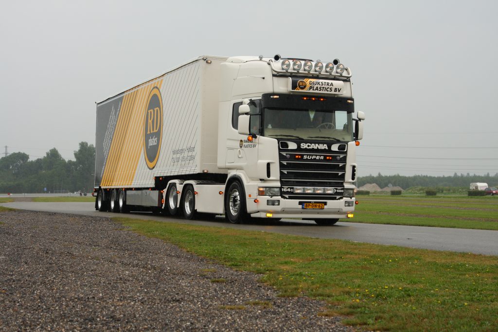 Truckstar Festival 2014 binnenrijden