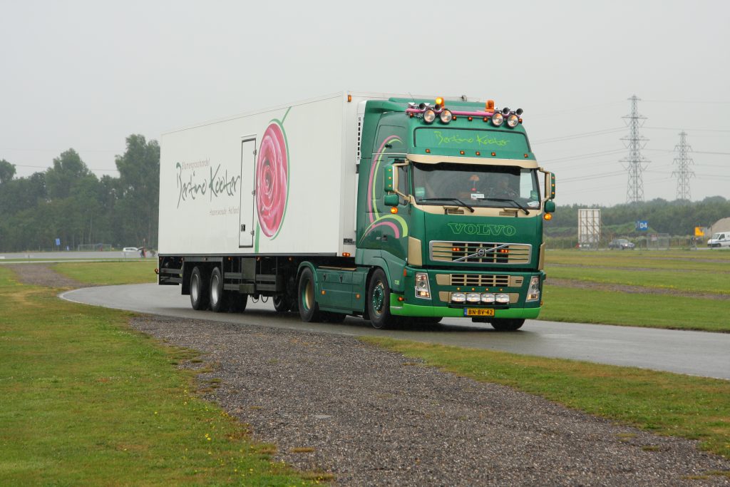 Truckstar Festival 2014 binnenrijden