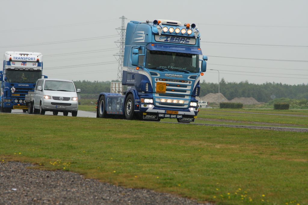 Truckstar Festival 2014 binnenrijden