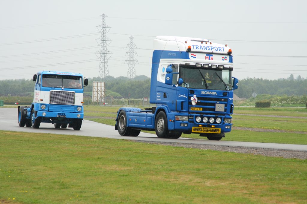 Truckstar Festival 2014 binnenrijden