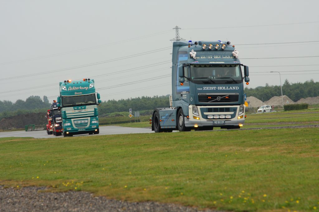 Truckstar Festival 2014 binnenrijden