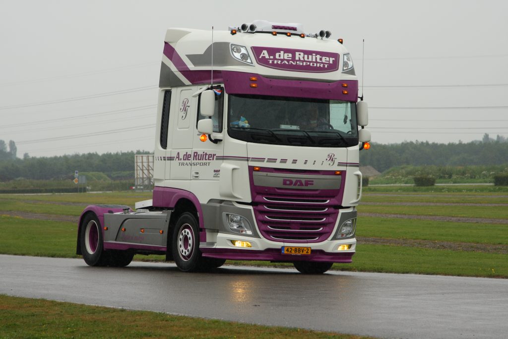 Truckstar Festival 2014 binnenrijden