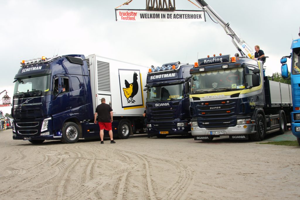 Truckstar Festival 2014 binnenrijden