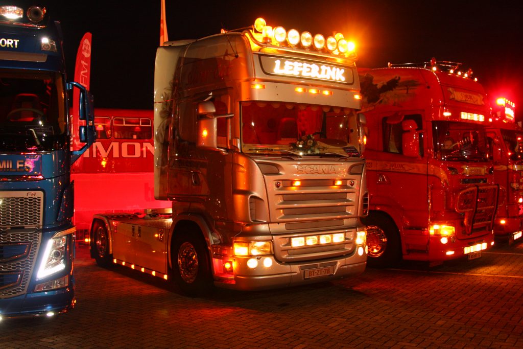 Truckstar Festival 2014 binnenrijden