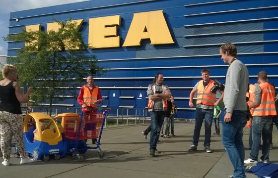 Chauffeurs wijzen op Ikea-uitbuiting