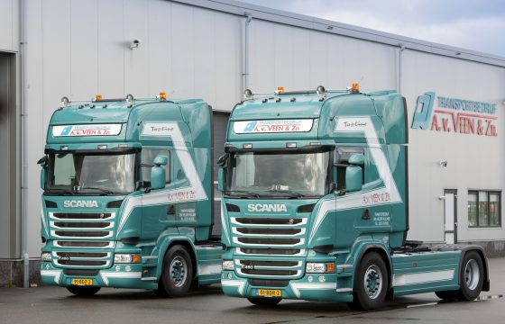 Nieuwe Scania's voor A. van Veen