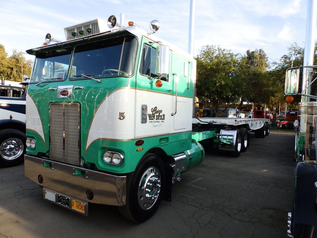 All Peterbilt Truckshow Stockton