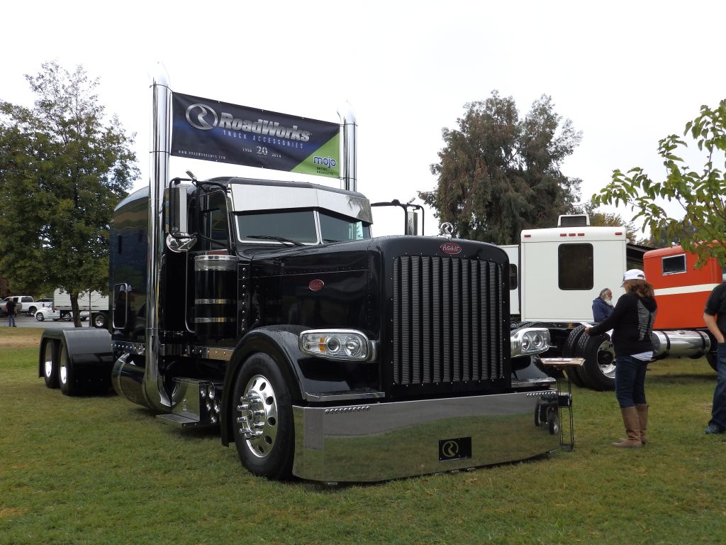 All Peterbilt Truckshow Stockton