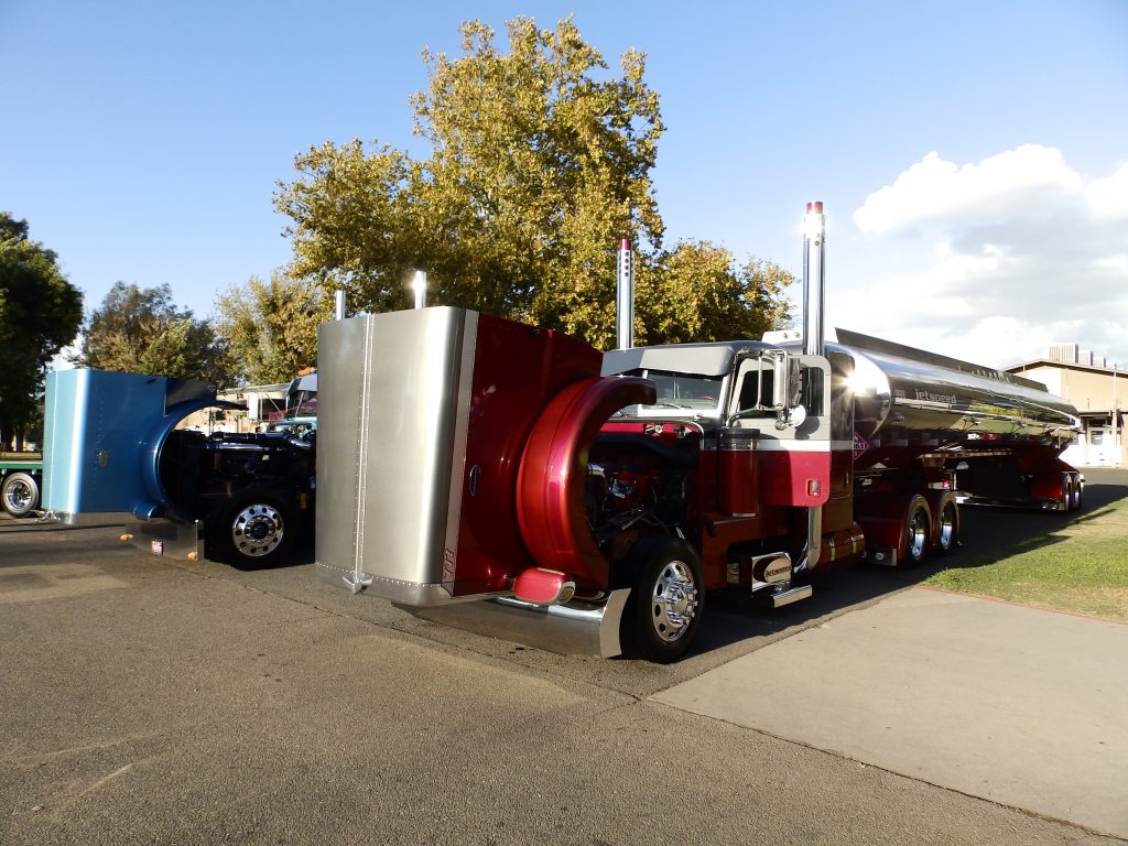 Peterbilt-tour 2014