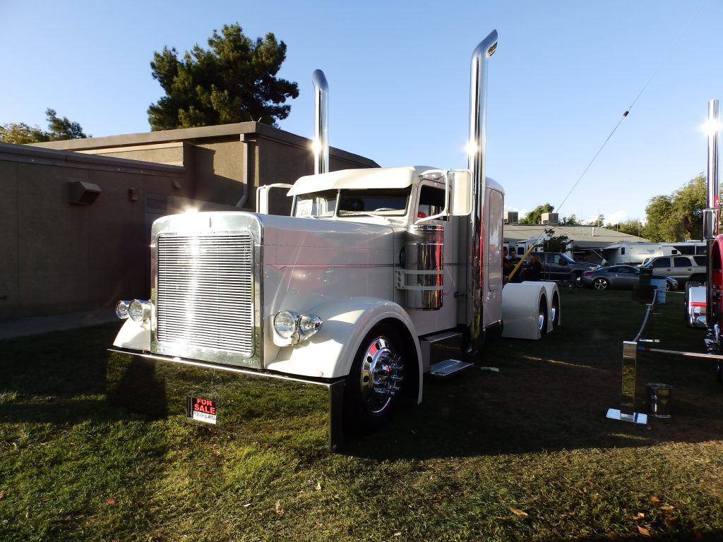 All Peterbilt Truckshow Stockton